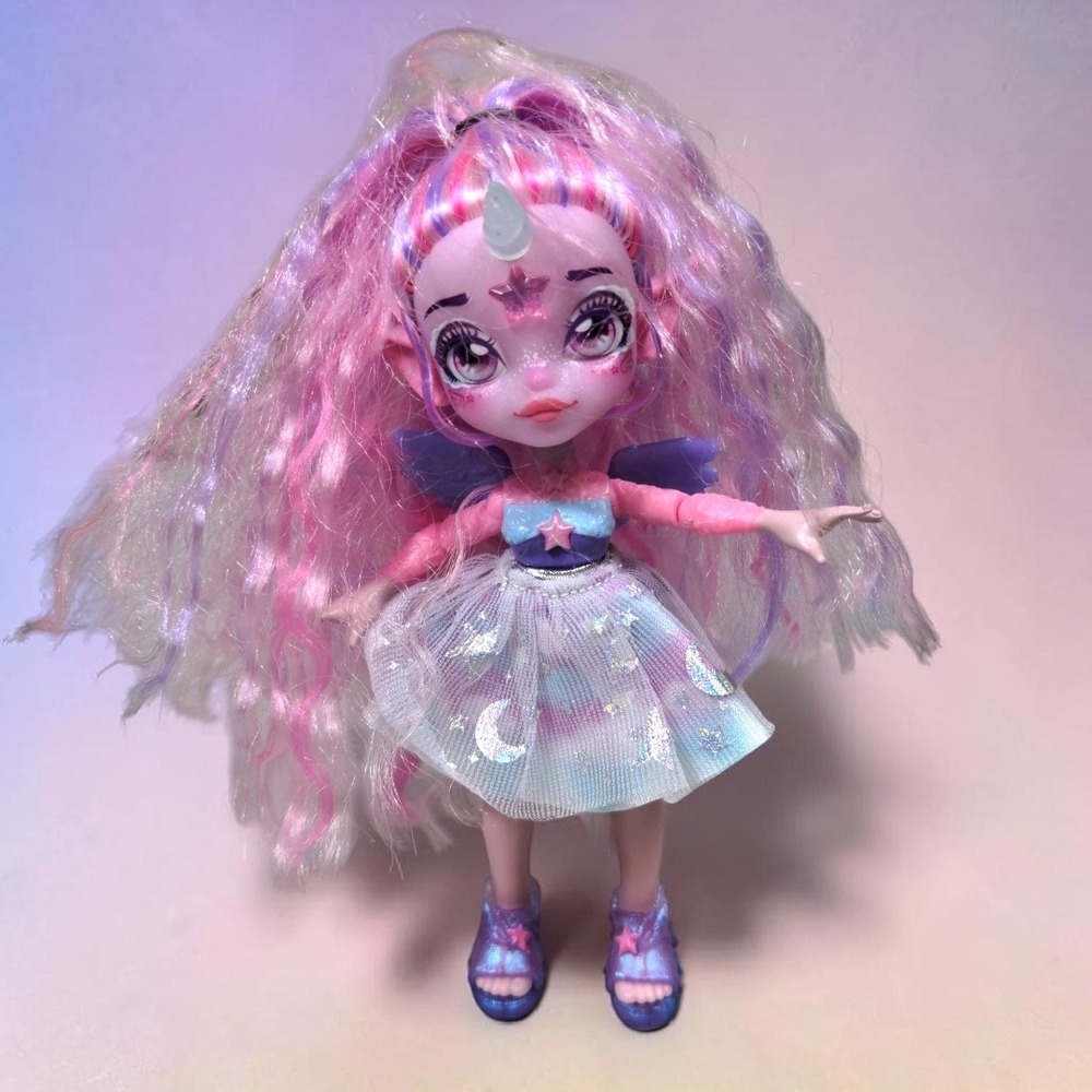 Moose Toys Magic Mixies Pixlings Unia the Unicorn Doll Pink Purple Hair 6.5"